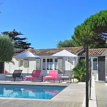 Hotell Les Bois Flottais 4*