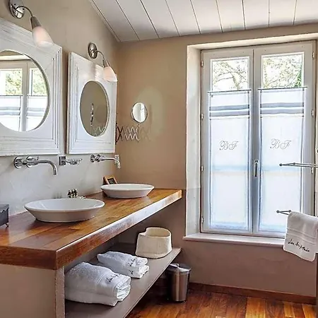 Hotell Les Bois Flottais