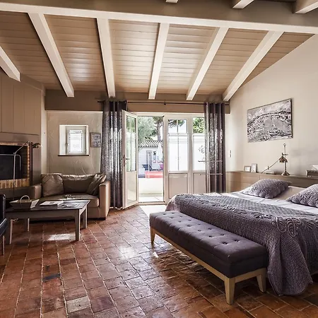 Les Bois Flottais Le Bois-Plage-en-Ré