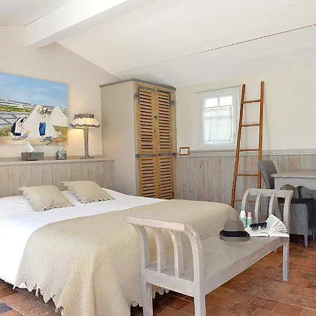 Les Bois Flottais Le Bois-Plage-en-Ré