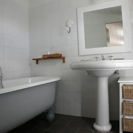 Les Bois Flottais Otel 4*