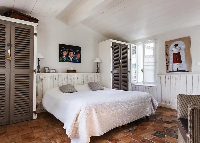 Les Bois Flottais Le Bois-Plage-en-Ré