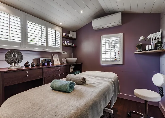 Les Bois Flottais Hotel