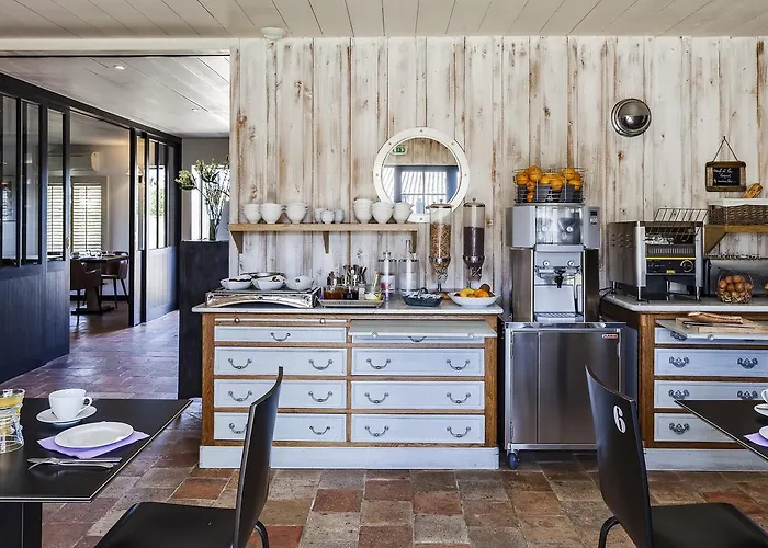 Les Bois Flottais Hotel