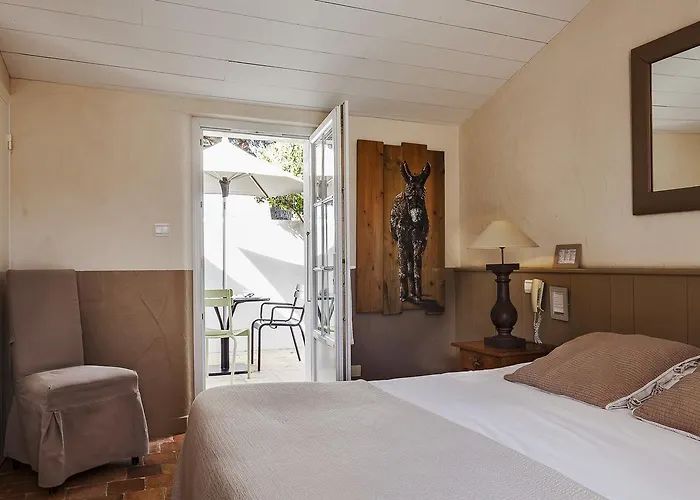 Les Bois Flottais Hotel