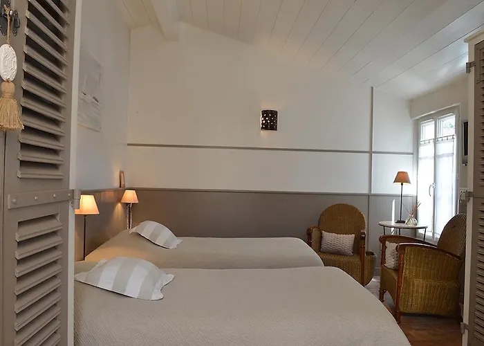 Les Bois Flottais Le Bois-Plage-en-Re